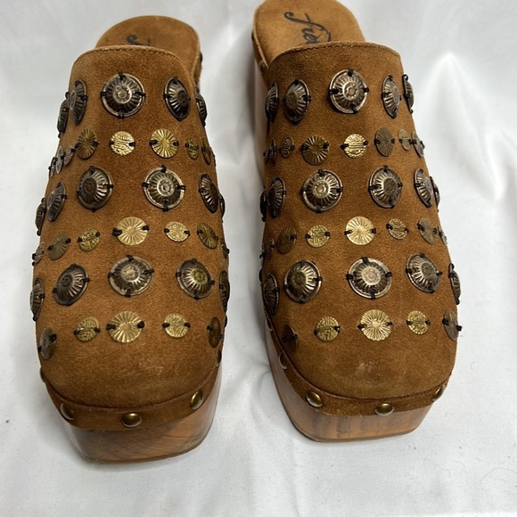 NWOT FREE PEOPLE Claudia Wooden  Platform Shoes - Picture 2 of 8